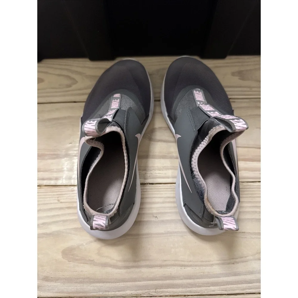 Nike Flex Runner Youth Shoes Slip On, Fabric Upper 7Y, Gray Pink